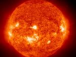 Doua furtuni solare lovesc Pamantul vineri. Comunicatiile ar putea fi afectate