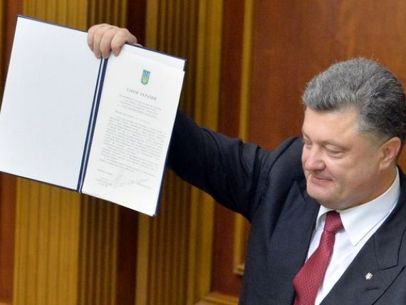 Ucraina a ratificat acordul de asociere cu UE. Reactia SUA
