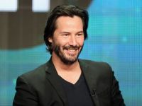 Keanu Reeves isi lanseaza propria companie de motociclete