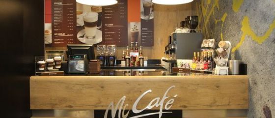 McDonald s Romania vrea sa dubleze reteaua de cafenele in 2015 si cauta terenuri pentru noi restaurante