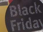 eMag: cautam 100 de angajati doar pentru Black Friday; guvernul reconfirma dezastrul bugetar: renunta la bani europeni si autostrazi ca sa poata finanta primarii; Apple primeste unda verde in China
