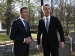 Norvegianul Jens Stoltenberg il inlocuieste pe Anders Fogh Rasmussen la conducerea NATO, avand de infruntat provocarea rusa