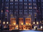 Hotelul in care chinezii platesc 1,4 milioane de dolari pentru o camera. Hilton vinde Waldorf Astoria New York, pentru 2 mld. dolari