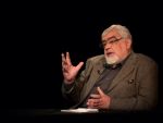 Interviu eveniment cu scriitorul Andrei Plesu, la Dupa 20 de ani . Despre personalitatea viitorului presedinte, jungla cotidiana, fericire si frumusetea uitata a vietii