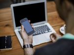Investitori: Cautam proiecte pe mobil in comert online, servicii financiare si sanatate; industria care vrea sa ia locul bancilor in finantarea IMM-urilor; romanii cu credite in euro vor plati mai putin