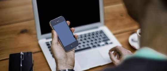 Tot mai multi tineri romani fac bani pe internet, din propriile pasiuni. Cum se poate ajunge la castiguri de peste 5.000 de dolari pe luna