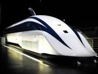 Japonia face primele teste cu calatori pentru cel mai rapid tren din lume, care va atinge 500 km/ora. Cererea, de 1.500 de ori mai mare decat numarul biletelor puse in vanzare