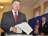 
	Porosenko: Ucraina a votat masiv pentru o apropiere &quot;ireversibila&quot; de Europa

