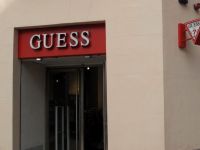 Guess, primul magazin outlet in Bucuresti. Fashion House incepe in 2015 al doilea mall. O rsquo;Reilly: Dupa anii de incetinire economica, retailerii sunt interesati de expansiune