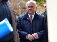 
	Fostul deputat PSD Viorel Hrebenciuc a fost arestat pentru 30 de zile, in dosarul retrocedarilor ilegale de paduri
