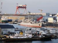 
	Franta reactioneaza la declaratiile vicepremierul rus: Parisul nu poate confirma data livrarii primei nave Mistral&nbsp;
