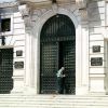 BNR a redus dobanda cheie la 2,5% pe an, nou minim istoric. Isarescu: Suntem pregatiti sa intervenim la fel ca in 2014. Cursul va ramane in zona de echilibru