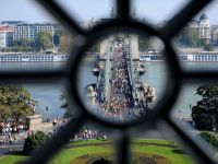 Mii de persoane au manifestat la Budapesta impotriva premierului Orban