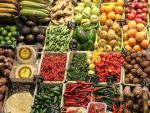 Cu cat se ieftinesc alimentele, dupa reducerea TVA promisa de Guvern. Ministrul Agriculturii: Scaderea ar salva sectoarele macinate de evaziune fiscala