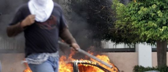 Manifestatii violente in Mexic, dupa disparitia a 43 de studenti, probabil ucisi de un cartel al drogurilor