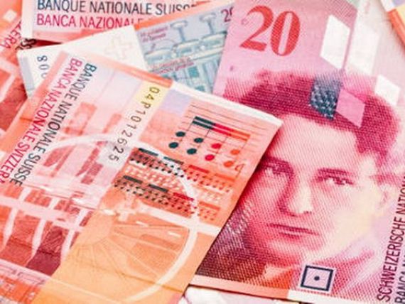 Francul elvetian a continuat sa scada in raport cu moneda nationala. BNR a anuntat un curs de 4,1522 lei/franc. Euro si dolarul s-au apreciat usor