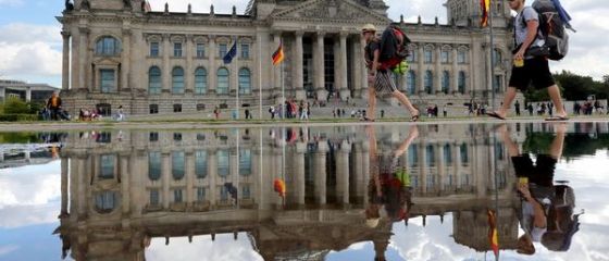 Economia Germaniei a crescut cu 1,5% anul trecut, peste estimarile oficiale anterioare. Cea mai mare putere a Europei a avansat masiv la finalul anului