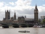 Reactia MAE fata de documentarul despre romanii din Marea Britanie: Nereprezentativ pentru comunitatea romaneasca . Proteste la Londra
