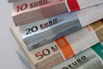 Bugetul va fi trimis in Parlament pe 10 decembrie si nu va contine cresteri de taxe, anunta ministrul de resort. Este posibila chiar o reducere a TVA