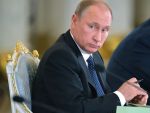 Inca o decizie controversata a lui Putin. Rusia va exporta in Iran anumite tipuri de produse, inclusiv sisteme de rachete S-300. Reactia SUA si a Israelului