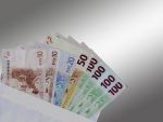 Ideile bune, sustinute cu bani europeni. 40 de tineri primesc cate 25.000 de euro de la UE, nerambursabili, pentru a porni propriile afaceri. Vor fi infiintate 100 de noi locuri de munca