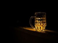Berarii Romaniei: Cresterea cu 16% a accizei la bere a dus la scaderea cu 10% a pietei berii si la reducerea cu 9% a numarului de angajati din industrie