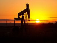 Oficial saudit: Pretul petrolului nu va mai depasi niciodata 100 dolari pe baril, din cauza exploatarii zacamintelor de sist