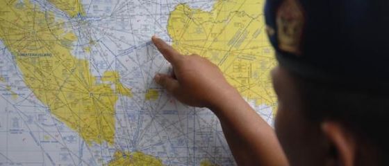 Avionul AirAsia, prabusit in Marea Java cu 162 de persoane la bord, nu avea drept de zbor, anunta Indonezia