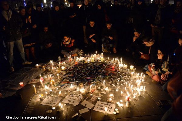 Atac Terorist La Paris Cel Putin 12 Morti La Sediul Unui Ziar