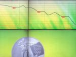 S P a retrogradat ratingul de credit al Rusiei, in categoria nerecomandata pentru investitii, pentru prima oara in ultimii peste 10 ani. Rubla a scazut cu 6,6%
