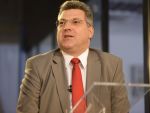 Reteaua de farmacii DONA a incheiat 2014 cu afaceri in crestere cu 30% si a revenit pe profit. Cum vede Wencz piata de retail farmaceutic anul acesta