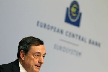 BCE injecteaza 1 trilion de euro in economia Europei, pentru relansare. Euro scade la minimul ultimilor 11 ani fata de dolar. Ce avantaje are Romania si ce riscuri implica planul lui Draghi
