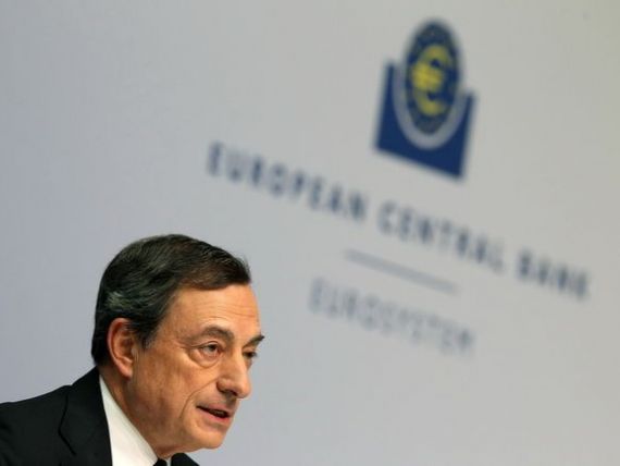 Draghi: Programul BCE de relaxare monetara este eficient, inflatia va accelera pe termen mediu