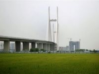
	&quot;Podul care nu duce nicaieri&quot;. Cum arata constructia de 350 de milioane de dolari dintre China si Coreea de Nord. VIDEO
