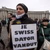 ANPC cere o lege care sa ofere solutii pentru romanii cu credite in franci elvetieni. Se vorbeste doar despre riscul financiar al bancilor, niciodata despre consumatori si familiile lor