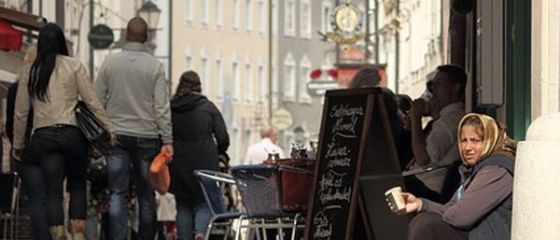 Norvegia renunta la planul de a penaliza cersetoria, dupa un val de critici internationale. Majoritatea saracilor, din Romania si Bulgaria