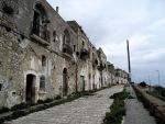 In ritmul actual, autoritatile vor finaliza consolidarea caselor cu risc seismic peste 154 de ani. Sumele primite de constructori, majorate de la an la an