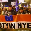 Putin, nu! Europa, da! sau Putin, pleaca! Si ia-l pe prietenul tau Orban cu tine! Proteste la Budapesta fata de vizita de azi a presedintelui Rusiei