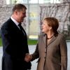 Iohannis, primit de Angela Merkel si Joachim Gauck. Germania nu e doar principalul partener economic al Romaniei, dar si partener in UE . Presedintele conteza pe sprijinul Berlinului pentru Schengen