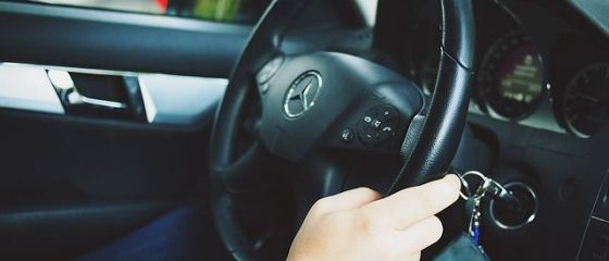 iLikeIT. Masina viitorului se construieste astazi. Tehnologiile SF la care lucreaza Mercedes, BMW sau Ford