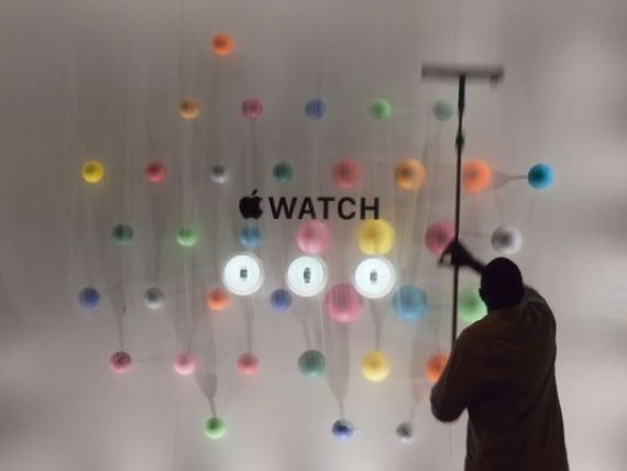 Tim Cook: Apple Watch va inlocui cheile automobilului