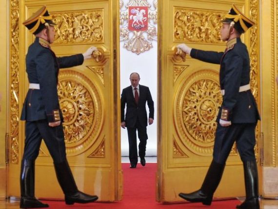 Putin vrea ca Rusia sa foloseasca sanctiunile occidentale pentru a atinge un nou nivel de dezvoltare. Recuperarea economica, in mai putin de doi ani