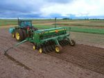 Salariu de tractorist: 14.000 lei/luna. Soferii trebuie sa aiba cunostinte speciale si conduc utilaje computerizate