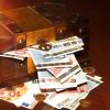 Cine nu isi poate justifica averea o poate pierde. In ce situatii te ia Fiscul la bani marunti
