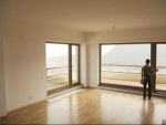 O firma din Bulgaria construieste in Bucuresti un bloc din containere maritime. Pretul unui apartament cu 2 camere: 12.000 euro