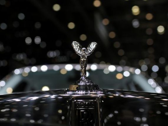 Cea mai mare comanda din istoria Rolls Royce: motoare de avioane, de 9 mld. dolari, in premiera pentru Emirates