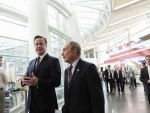 Terminalele de date Bloomberg, indisponibile timp de mai multe ore vineri dimineata. Guvernul M. Britanii, nevoit sa amane o licitatie de miliarde