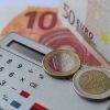 Banii castigati in strainatate, impozitati in Romania. Cum vor fi taxati de doua ori cei care nu renunta la rezidenta fiscala inainte de a pleca peste hotare