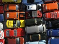 
	Ridicarea masinilor parcate neregulamentar, suspendata de Curtea Suprema, la sesizarea Avocatului Poporului
