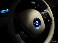 BMW şi Daimler se reinventează. Parteneriatul de un miliard de euro, care va transforma industria auto